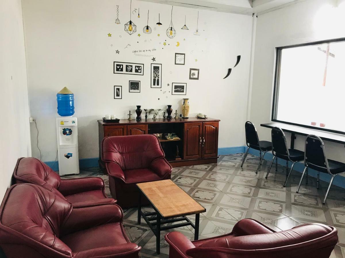 Naga Hostel & Cafe ثاكيك المظهر الخارجي الصورة
